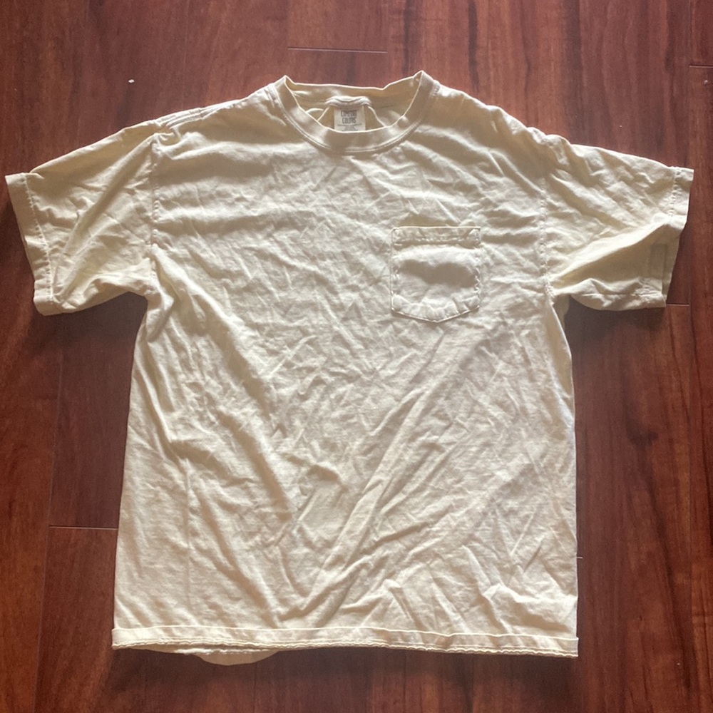 Comfort Colors Mens Yellow Tee with Pocket Short Sleeve T Shirt - Picture 2 of 7